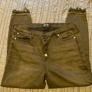 High rise button fly legging